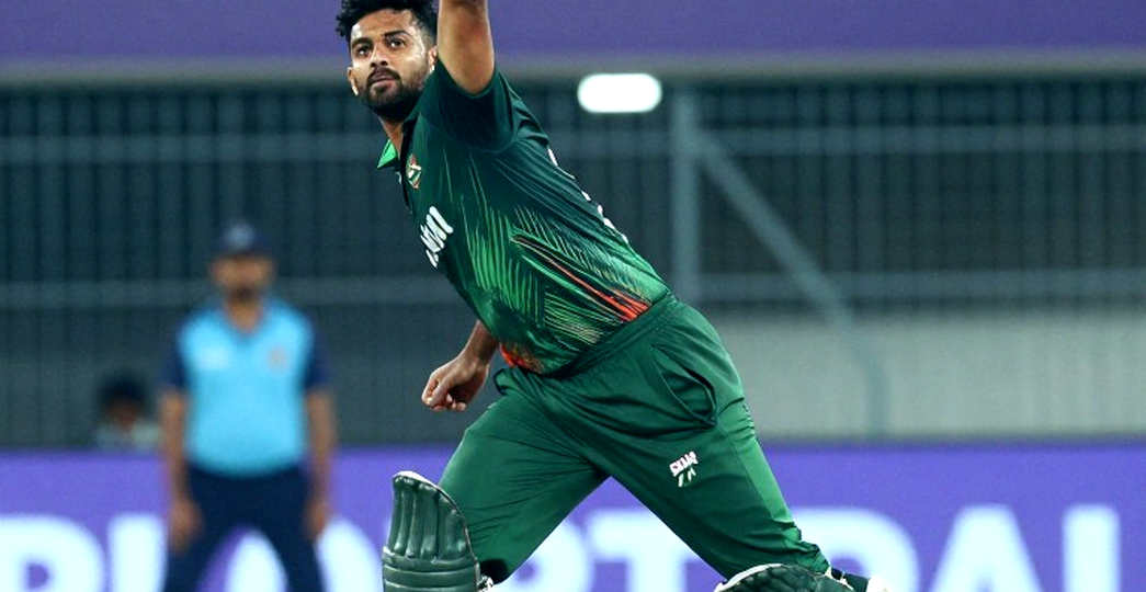 পিচের বাইরে ষাট গজ: ক্রিকেটের ভক্ত, ব্যানার আর স্টেডিয়াম যখন ব্লকচেইনে